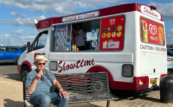 « I am Martin Parr » – Portrait d’un photographe qui nous ressemble